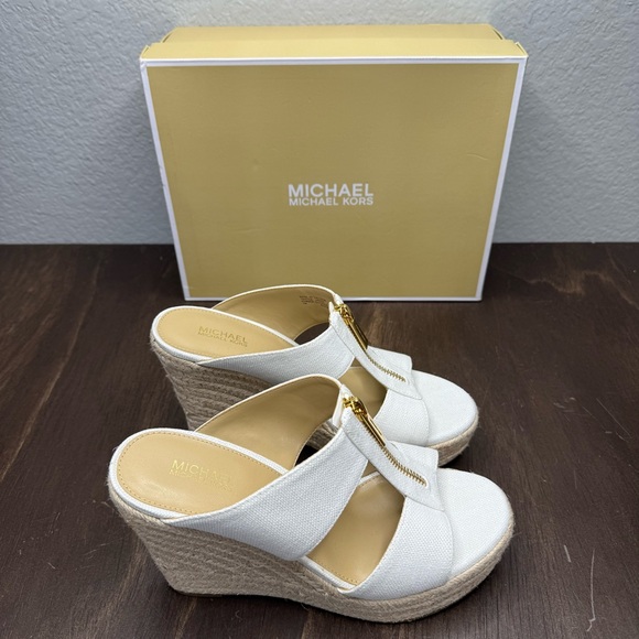 Michael Kors Bradley Linen Blend Canvas Wedge White Sandal EUC Size 7 - Picture 6 of 10